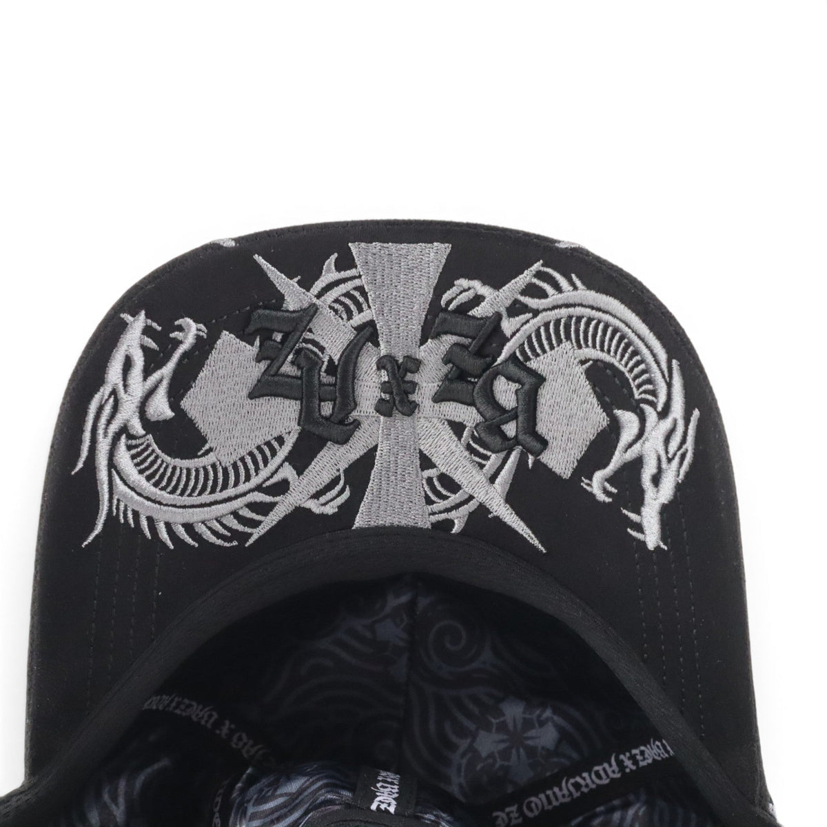 GORRA BAEZ X SHIFU